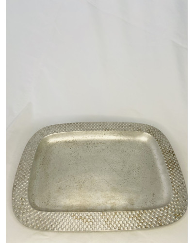 BANDEJA RETANGULAR RELEVO - LOCAÇÃO BANDEJA RETANGULAR RELEVO - LOCAÇÃO